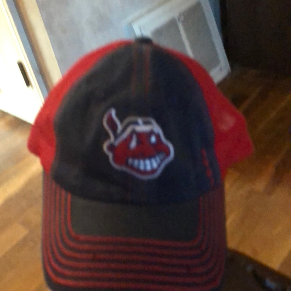 Worn Indians snap hat